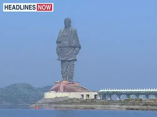 मोदी ने सरदार पटेल को श्रद्धांजलि दी:400 करोड़ के प्रोजेक्ट लॉन्च किए; 182 मीटर की स्टैच्यू ऑफ यूनिटी दुनिया की सबसे ऊंची मूर्ति